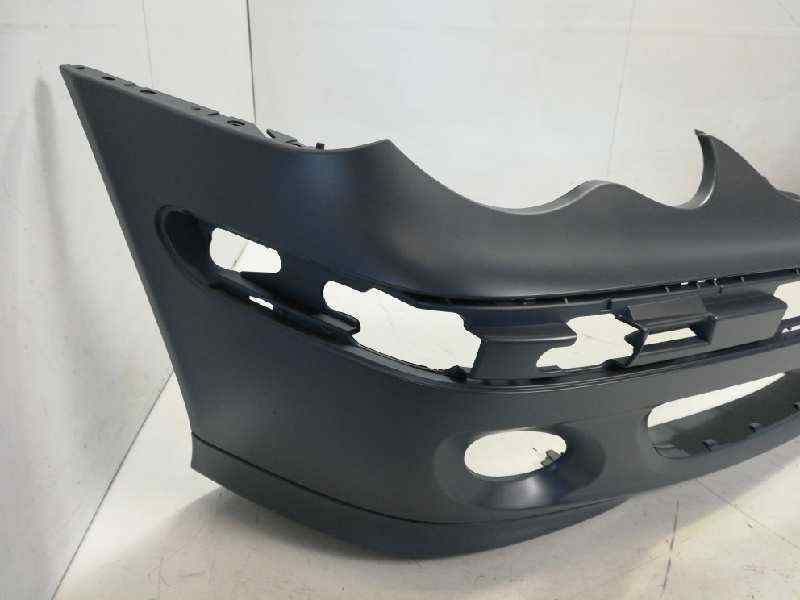 Recambio de paragolpes delantero para mercedes-benz clase c (w203) berlina referencia OEM IAM 2038853025 107132108 ME0281001