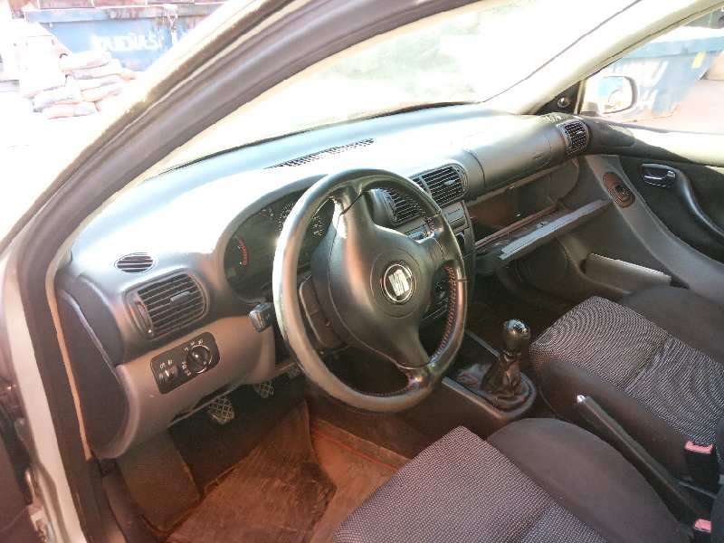 seat leon (1m1) del año 2003