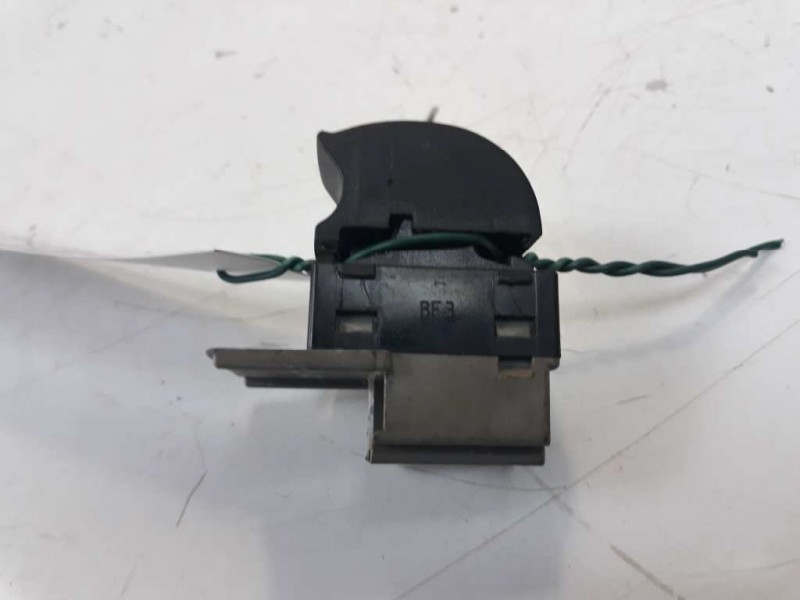 Recambio de mando elevalunas trasero izquierdo para audi a6 berlina (4b2) 2.4 quattro referencia OEM IAM 4B0959855  