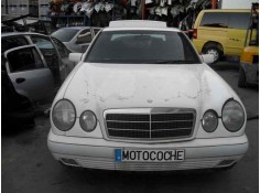 mercedes-benz clase e (w210) berlina diesel del año 1995 2