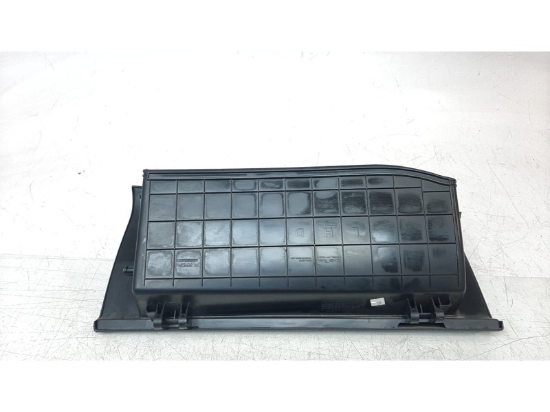 Recambio de guantera para kia niro referencia OEM IAM 84510G5010  