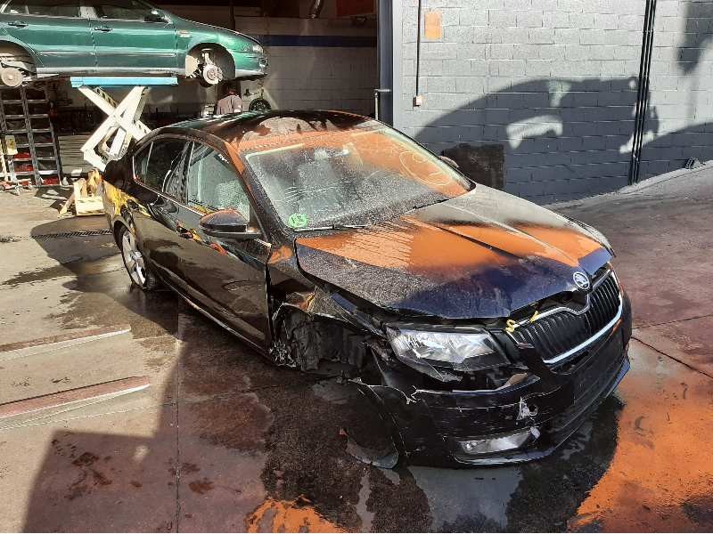 skoda octavia lim. (5e3) del año 2016