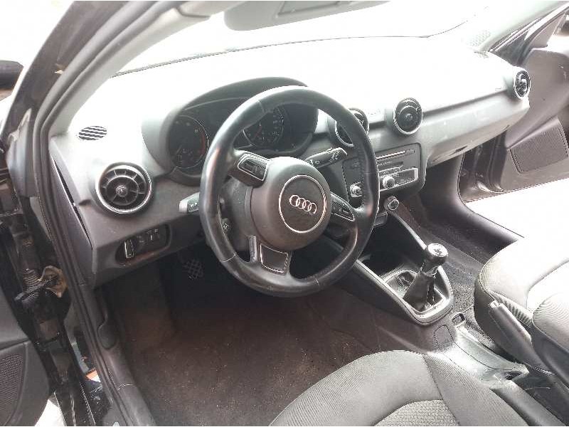 audi a1 sportback (8xf) del año 2016