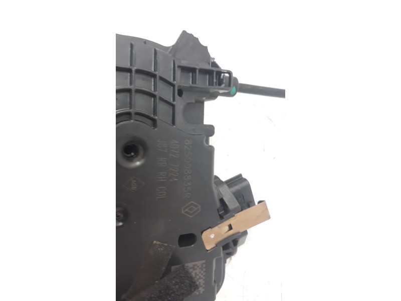 Recambio de cerradura puerta trasera derecha para renault captur 1.5 dci diesel fap energy referencia OEM IAM 825008835R CRDREN7