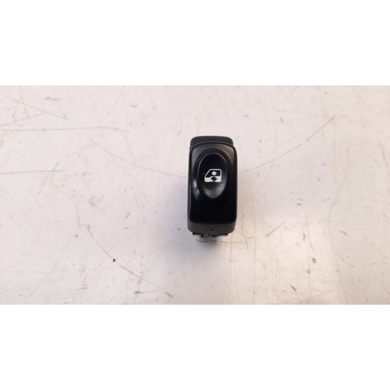Recambio de mando elevalunas delantero derecho para renault megane i fase 2 classic (la..) 1.6 referencia OEM IAM 429998K IAF320