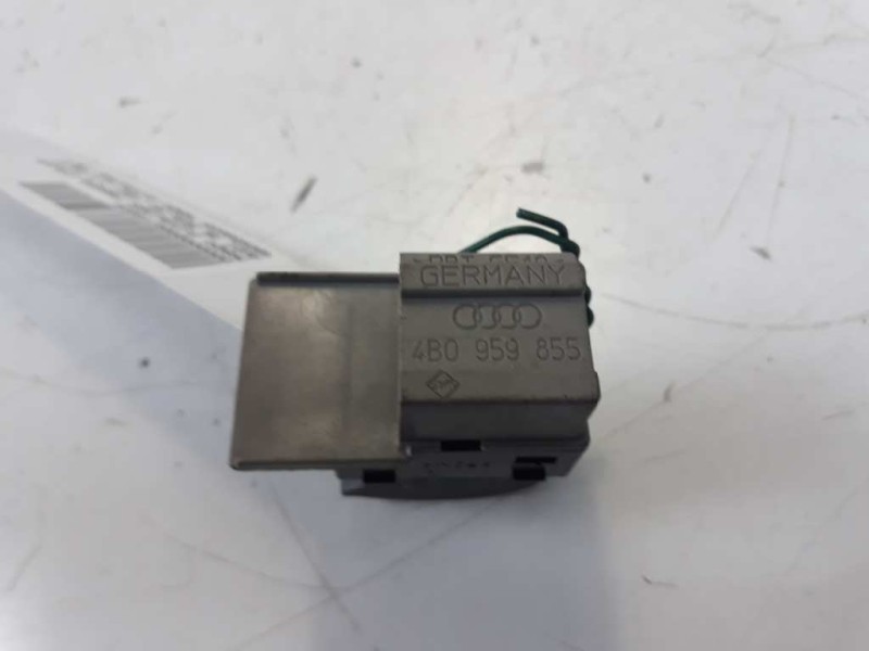 Recambio de mando elevalunas trasero izquierdo para audi a6 berlina (4b2) 2.4 quattro referencia OEM IAM 4B0959855  
