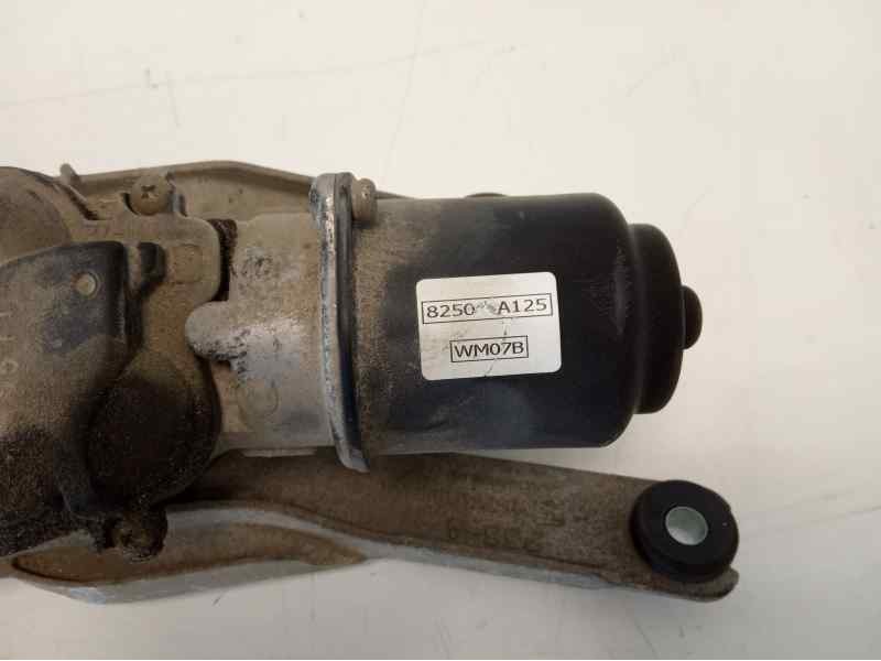 Recambio de motor limpia delantero para mitsubishi l 200 (ka0/kb0) 2.5 di-d cat referencia OEM IAM 8250A125  