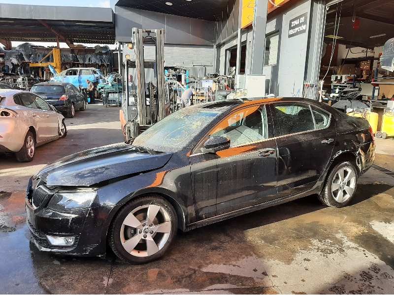 skoda octavia lim. (5e3) del año 2016