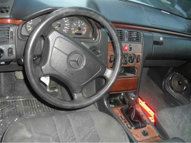 mercedes-benz clase e (w210) berlina diesel del año 1995