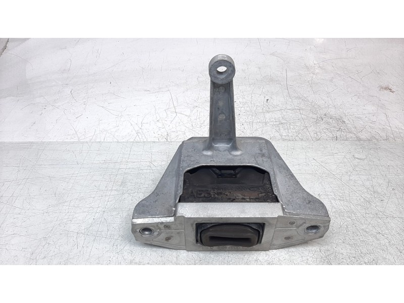 Recambio de soporte motor derecho para kia niro referencia OEM IAM 21810G2000  