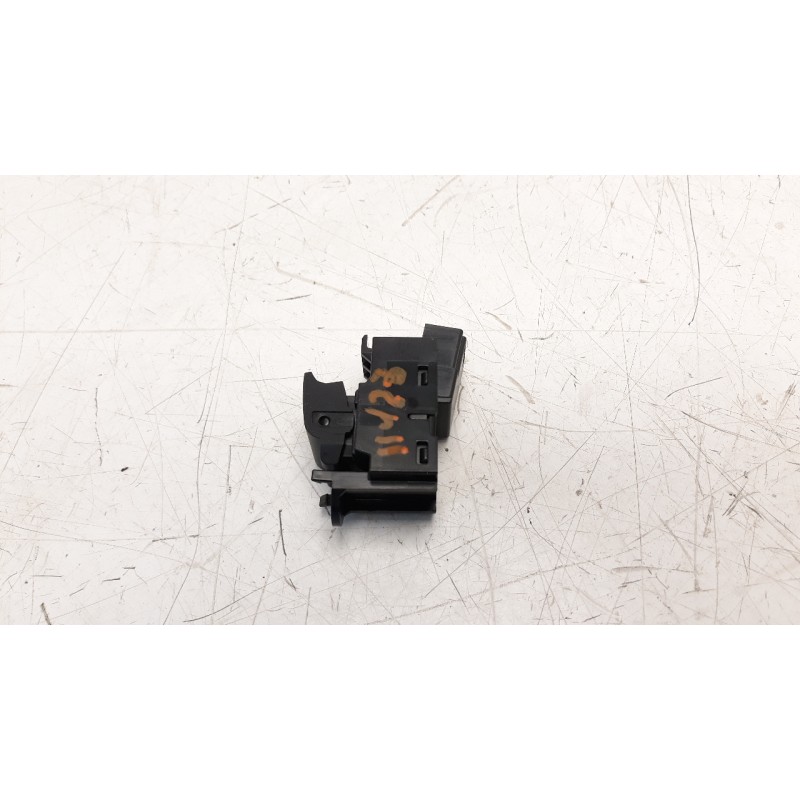 Recambio de mando elevalunas trasero izquierdo para land rover range rover velar 2.0 turbo cat referencia OEM IAM FK7214717AB  