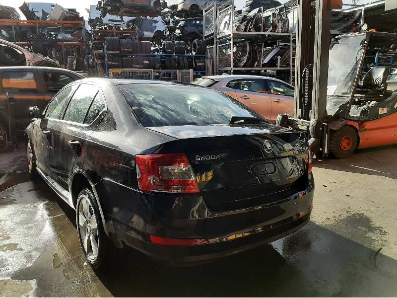 skoda octavia lim. (5e3) del año 2016