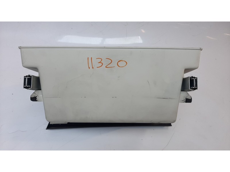 Recambio de guantera para renault captur 1.5 dci diesel fap energy referencia OEM IAM 685006494R  