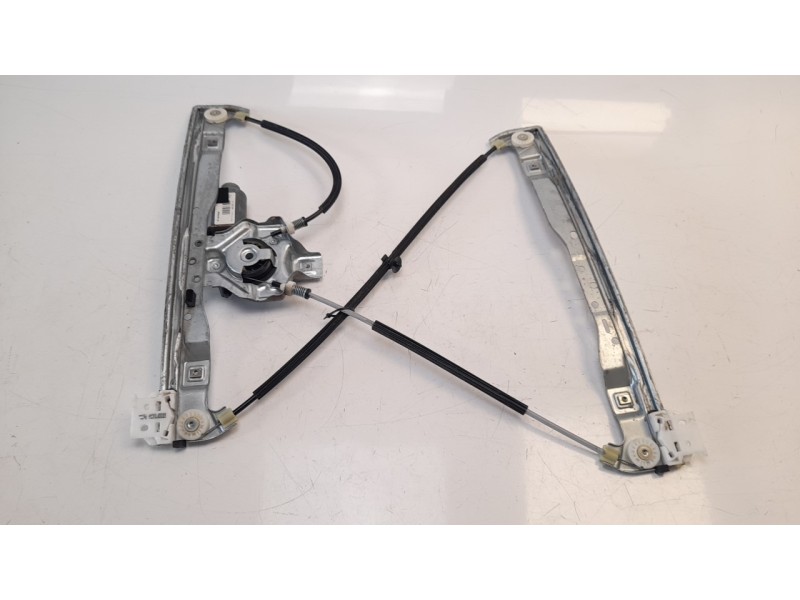 Recambio de elevalunas delantero derecho para citroen ds3 cabrio 1.6 e-hdi fap referencia OEM IAM 402221D 106075116 