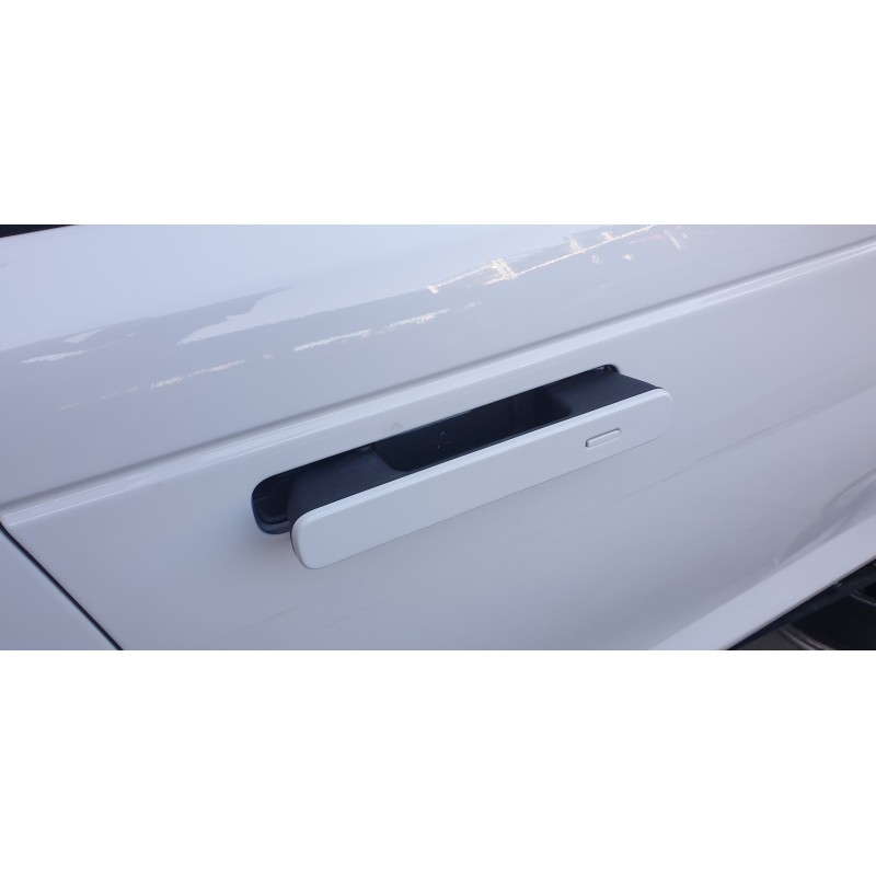Recambio de maneta exterior delantera derecha para land rover range rover velar 2.0 turbo cat referencia OEM IAM J8A222400AH  