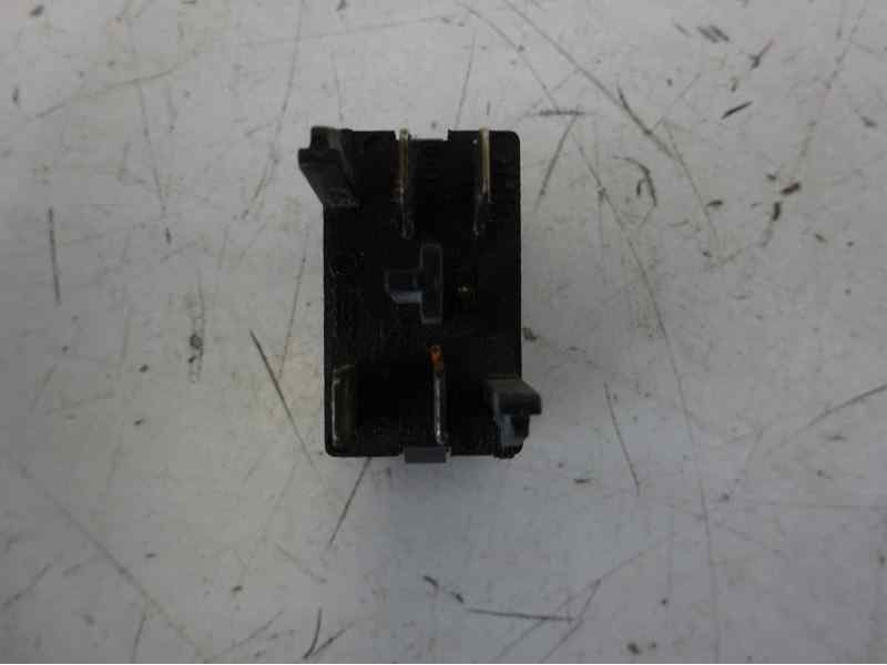 Recambio de mando elevalunas delantero derecho para volkswagen golf ii (191/193) referencia OEM IAM   