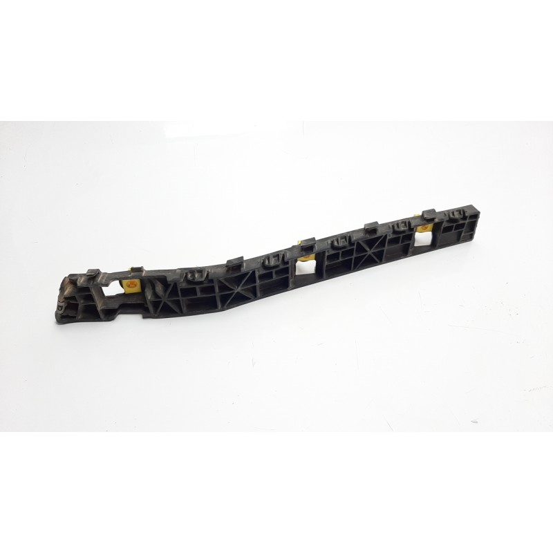Recambio de moldura para kia sportage 1.7 crdi cat referencia OEM IAM 86513F1000  