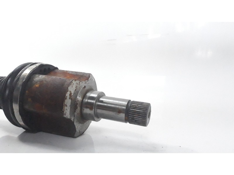 Recambio de transmision delantera izquierda para adria matrix n 670 sl referencia OEM IAM 01380047080  