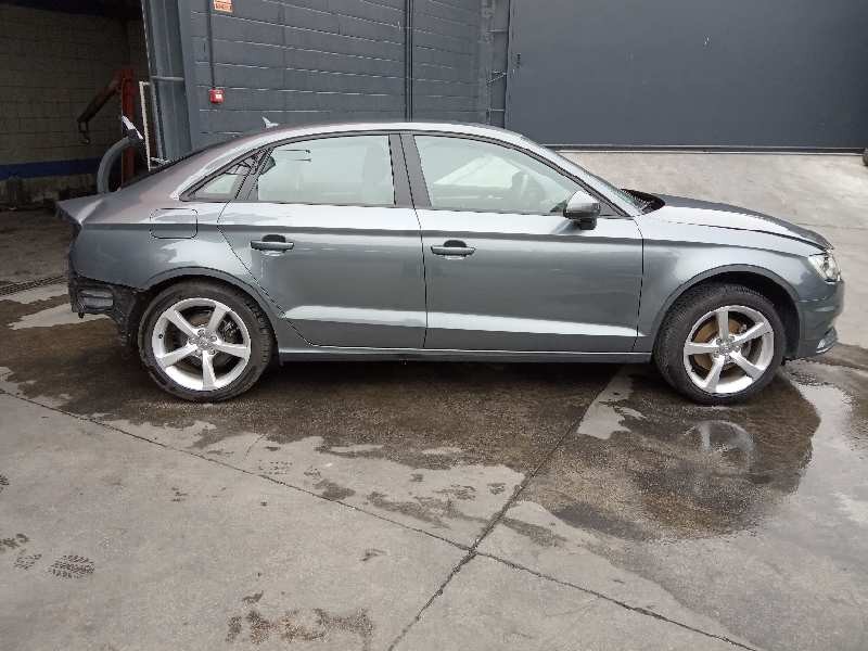 audi a3 sedán(8vs) del año 2014