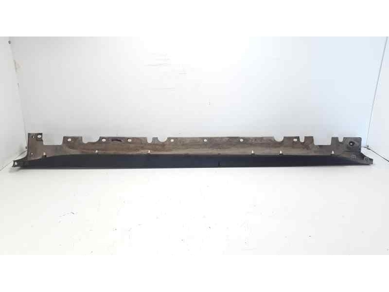 Recambio de estribos laterales para bmw x5 (e70) 3.0d referencia OEM IAM   