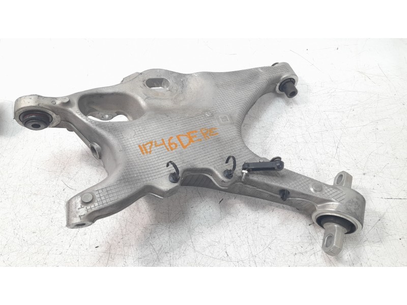 Recambio de brazo suspension inferior trasero derecho para volvo xc60 business plus awd referencia OEM IAM 32292414  