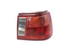 Recambio de piloto trasero derecho para seat ibiza (6k1) select referencia OEM IAM 6K6945112G 103F21120770 16852032