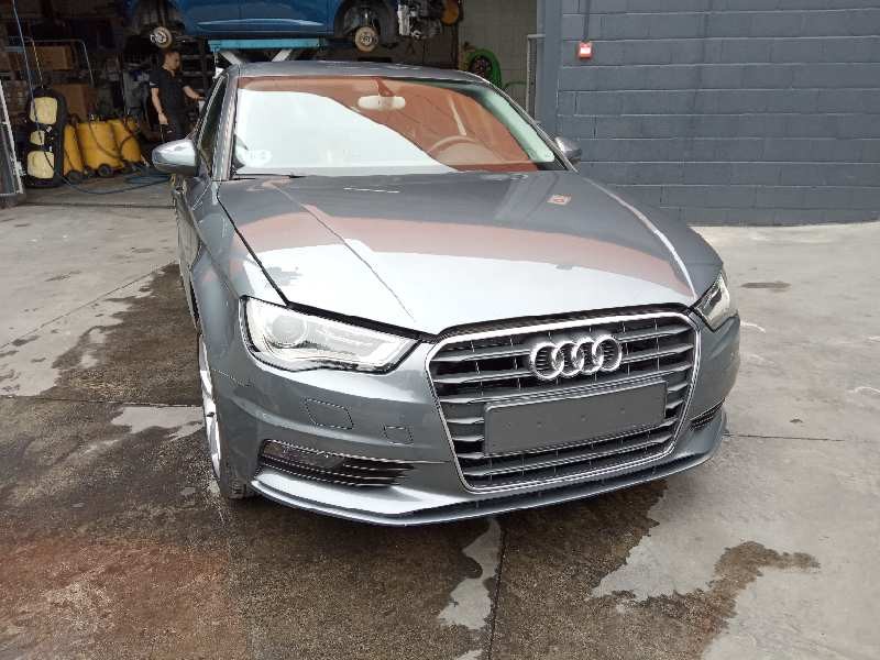 audi a3 sedán(8vs) del año 2014