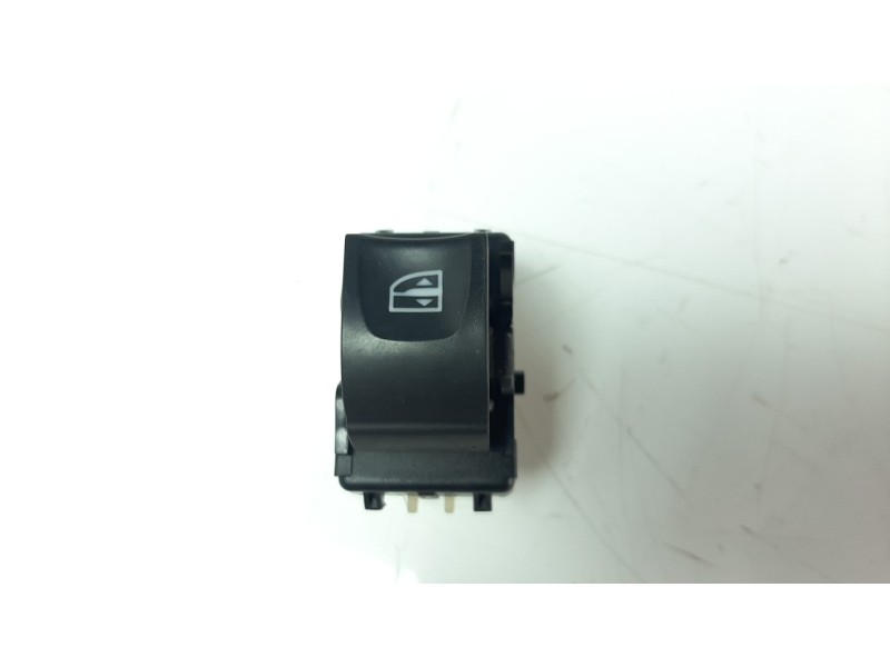 Recambio de mando elevalunas trasero izquierdo para renault captur 1.5 dci diesel fap energy referencia OEM IAM 254218614R IAF93