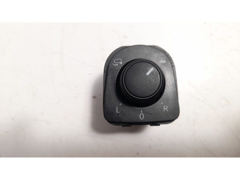 Recambio de mando retrovisor para seat leon st (5f8) style connect referencia OEM IAM 5F0959565E  
