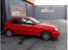 daewoo lanos del año 2001