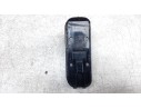 MANDO ELEVALUNAS DELANTERO IZQUIERDO A1679050101 A1679050101 