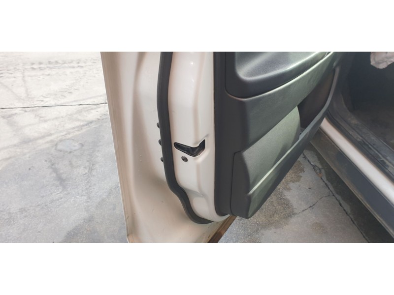 Recambio de cerradura puerta delantera izquierda para land rover discovery sport pure referencia OEM IAM FK72203A29AE  