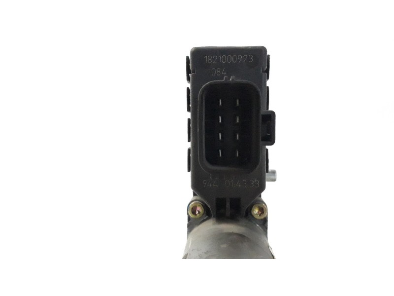 Recambio de motor elevalunas delantero derecho para ford focus berlina (cak) referencia OEM IAM 103604085  