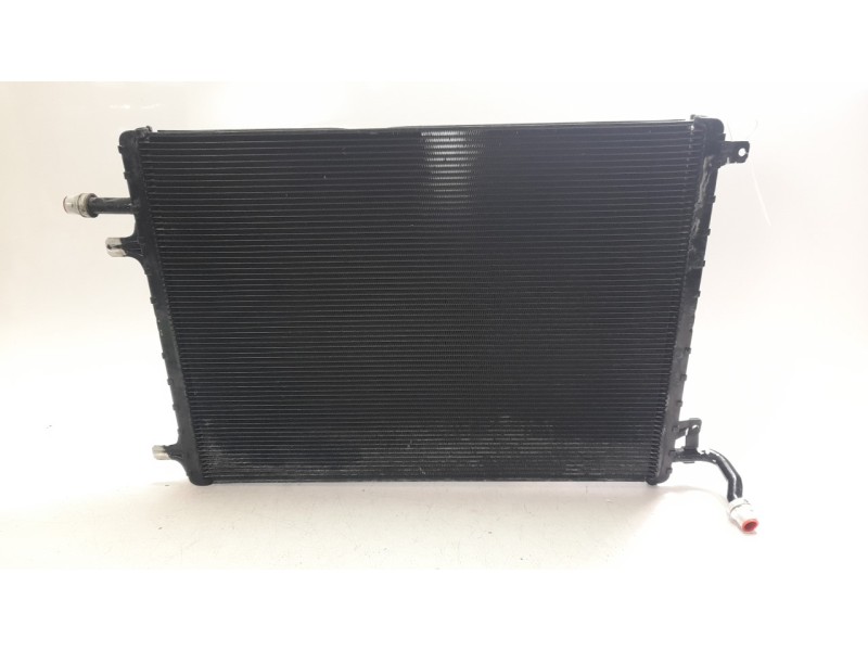 Recambio de radiador agua para land rover discovery sport pure referencia OEM IAM GJ3219E839AC  