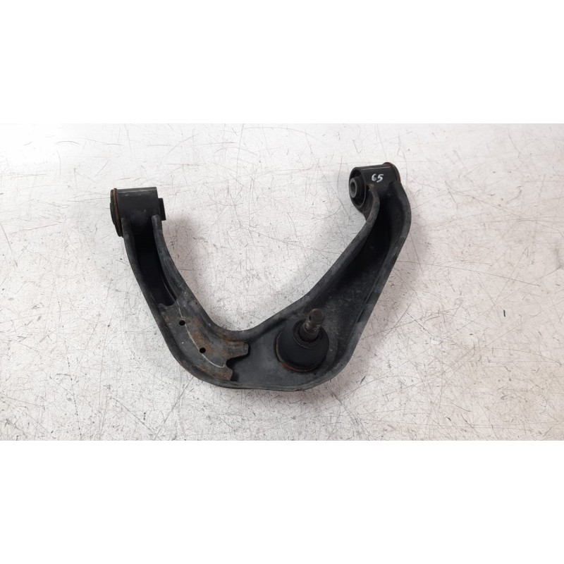 Recambio de brazo suspension superior delantero derecho para nissan np300 pick-up (d23) 2.3 dci diesel cat referencia OEM IAM 54