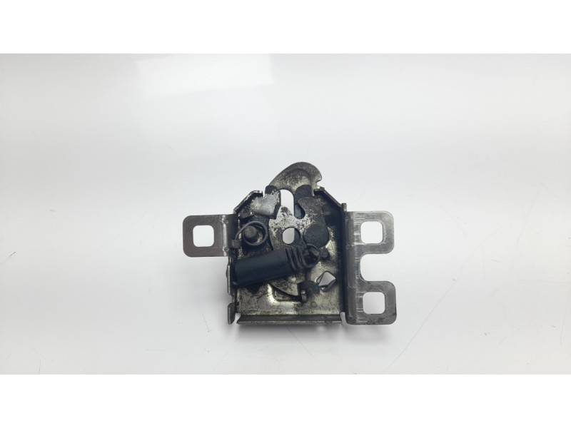 Recambio de cerradura capo para fiat fiorino básico referencia OEM IAM 1368070080  