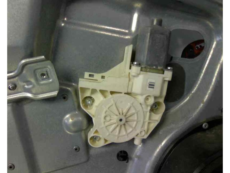 Recambio de elevalunas delantero izquierdo para ford focus berlina (cap) referencia OEM IAM   