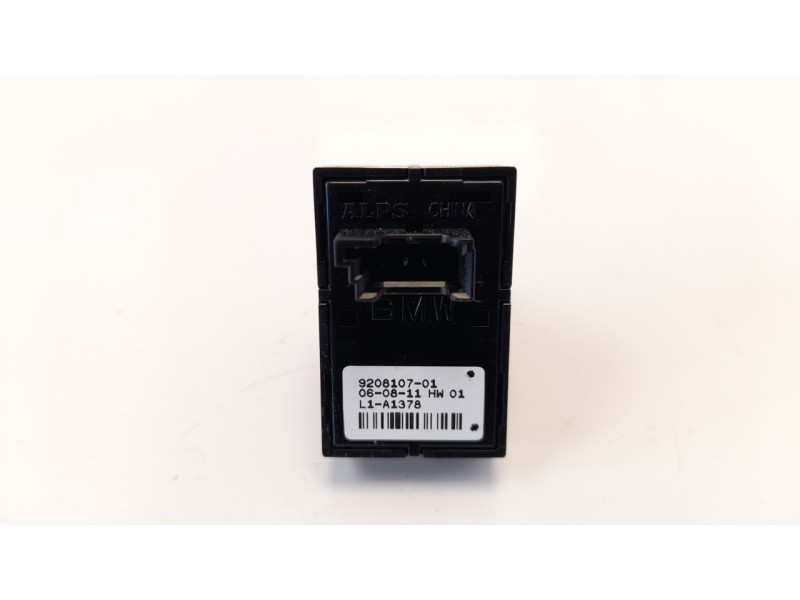 Recambio de mando elevalunas delantero derecho para bmw serie 1 lim. (f20) 118d referencia OEM IAM 920810701  
