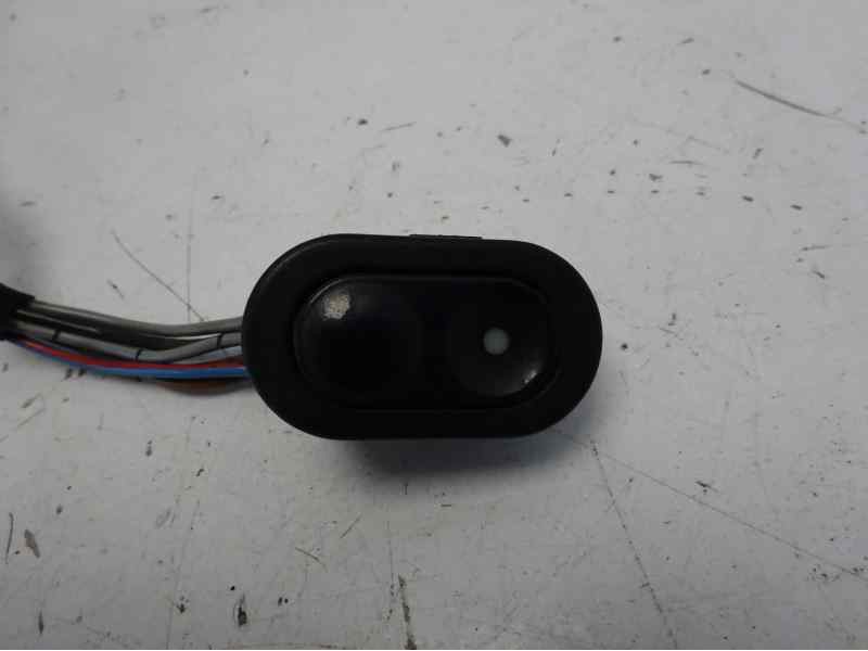 Recambio de mando elevalunas delantero derecho para opel astra f berlina referencia OEM IAM   