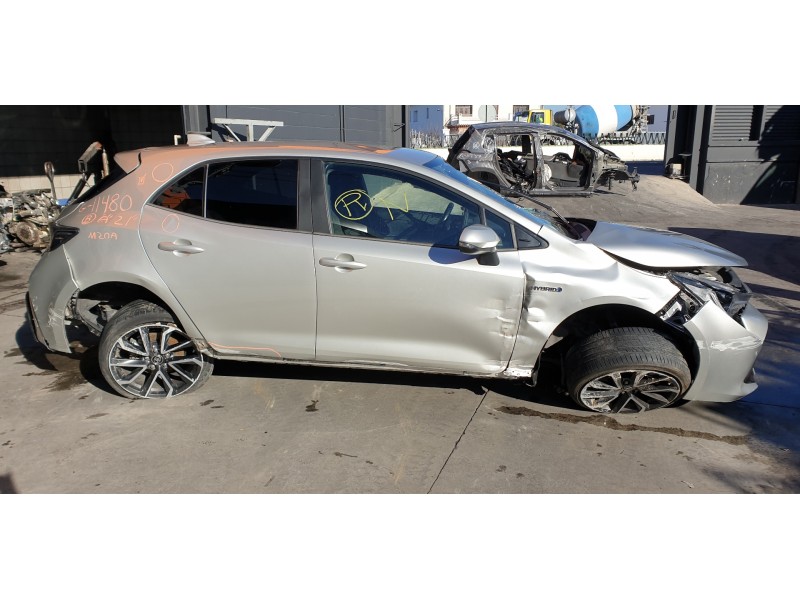 toyota corolla (e21) del año 2021