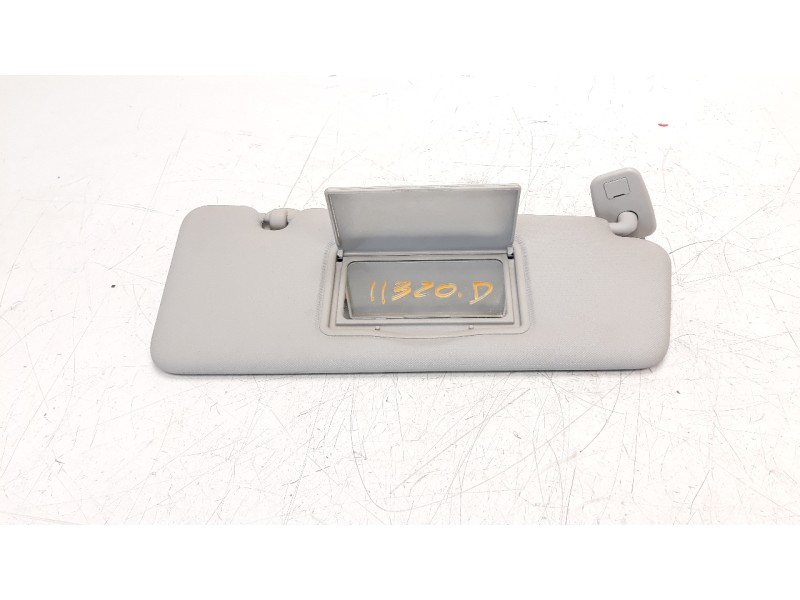 Recambio de parasol derecho para renault captur 1.5 dci diesel fap energy referencia OEM IAM 964008139R  