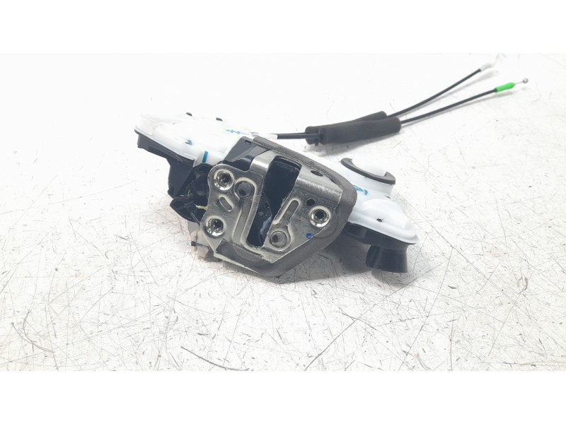 Recambio de cerradura puerta delantera derecha para toyota corolla (e21) hybrid style referencia OEM IAM 6903002511  