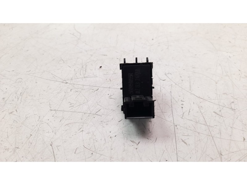 Recambio de mando elevalunas trasero derecho para audi a1 sportback (gba) 1.5 16v tsi act referencia OEM IAM 5G0959855R  