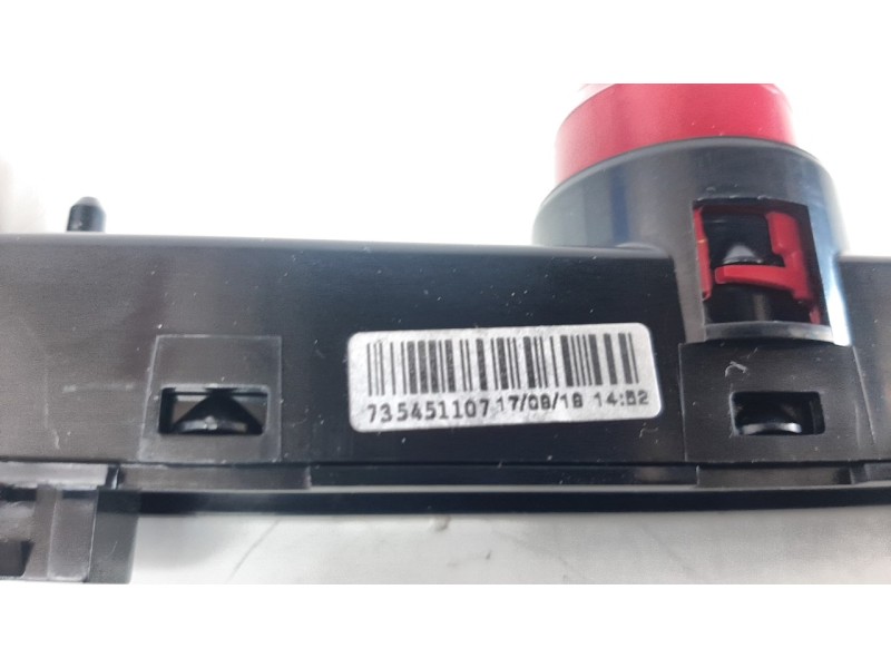 Recambio de warning para fiat nuova 500 (150) 1.2 cat referencia OEM IAM 735451107  