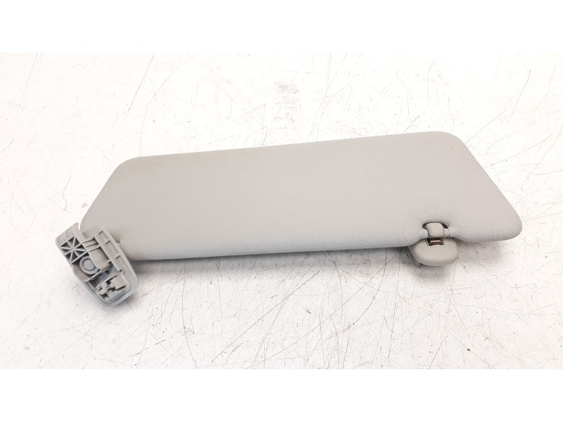 Recambio de parasol izquierdo para renault captur 1.5 dci diesel fap energy referencia OEM IAM 964012136R  