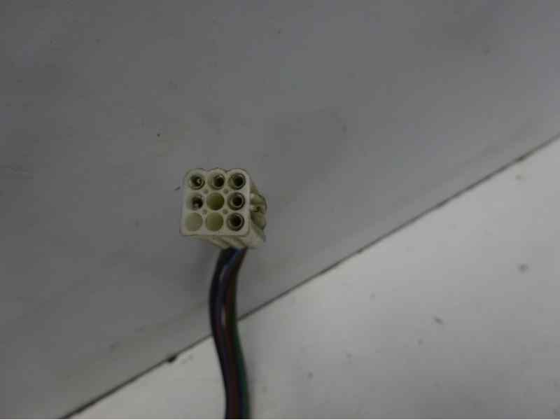 Recambio de mando elevalunas delantero derecho para opel astra f berlina referencia OEM IAM   