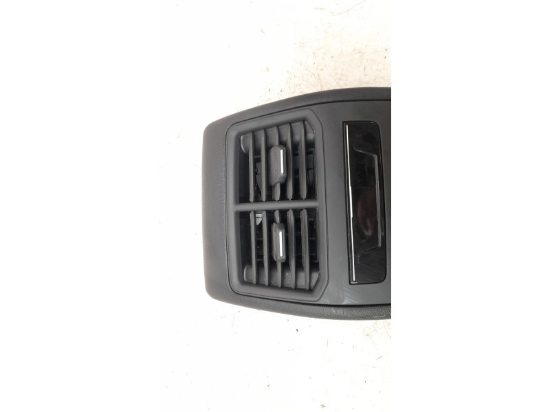 Recambio de rejilla aireadora para cupra formentor 1.5 tsi referencia OEM IAM 11A907049  
