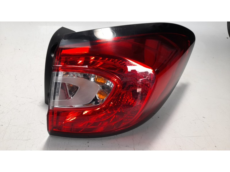 Recambio de piloto trasero derecho para renault captur 1.5 dci diesel fap energy referencia OEM IAM 265509762R 103F19971770 
