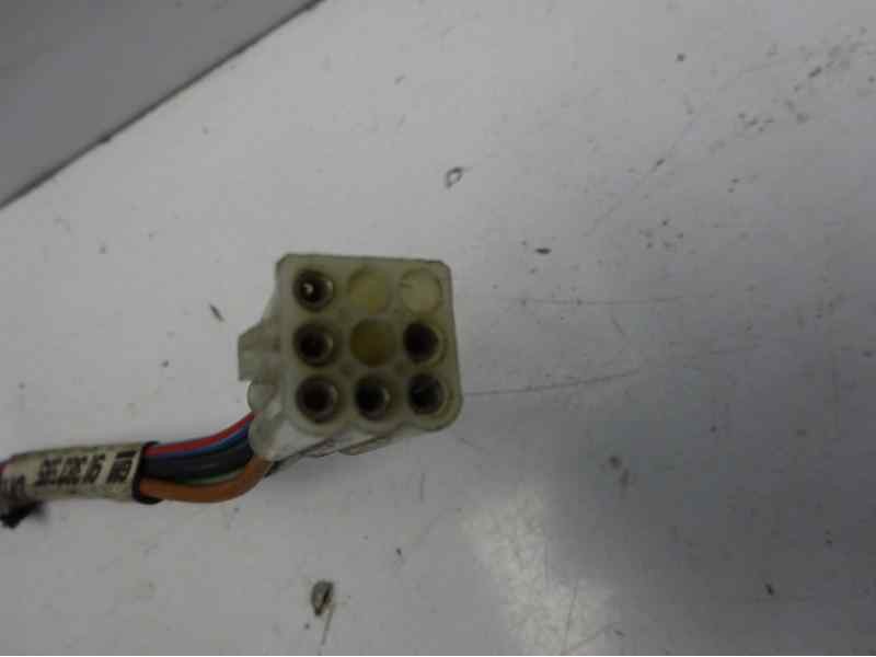 Recambio de mando elevalunas delantero derecho para opel astra f berlina referencia OEM IAM   