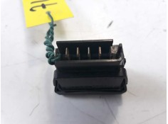 Recambio de mando elevalunas delantero izquierdo para renault 19 hatchback (b/c53) referencia OEM IAM    2